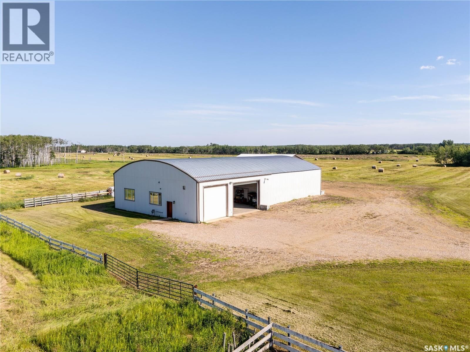 Property Photo:  Sw01-62-26-03W3 Acreage  SK S0M 2K0 