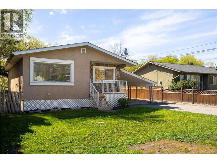 Property Photo: 3700 24 Avenue BC V1T 1L9