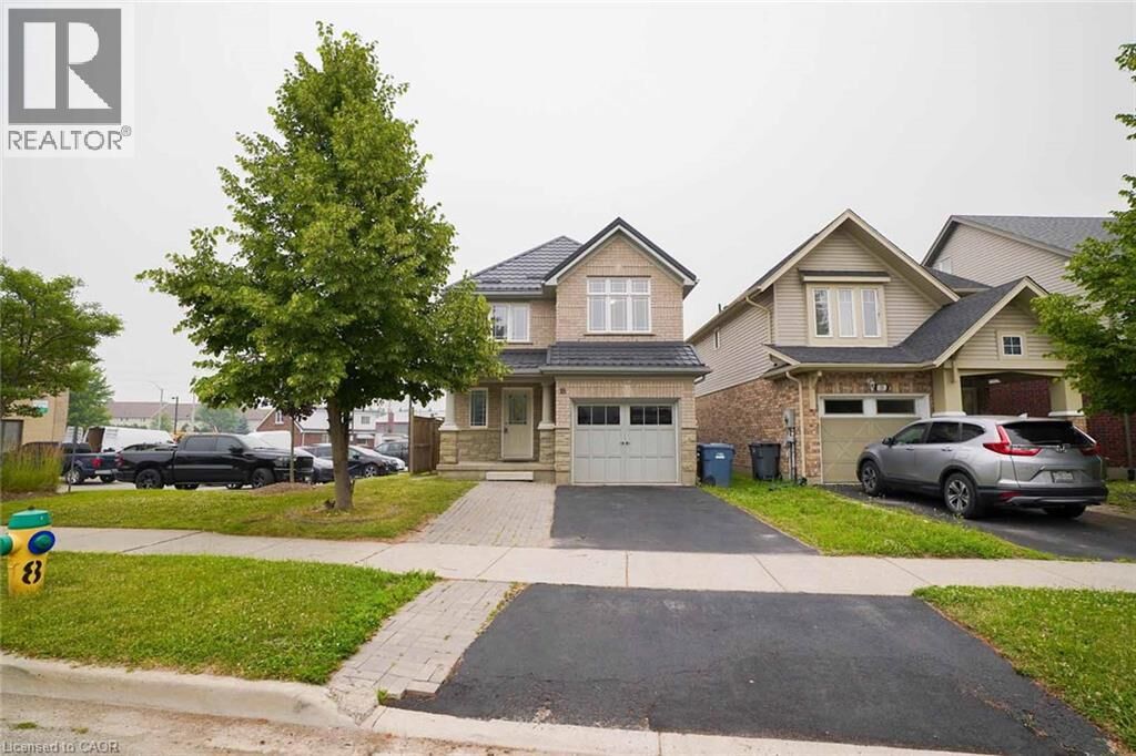 Property Photo: 18 Heritage Drive ON N1G 0B2