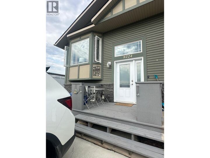 8724 77 Street — photo 1