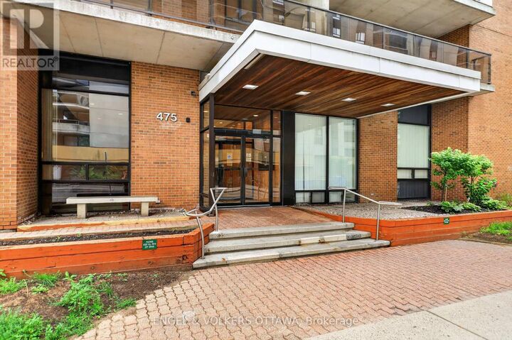 Property Photo: 475 Laurier Avenue West 1007 ON K1R 7X1