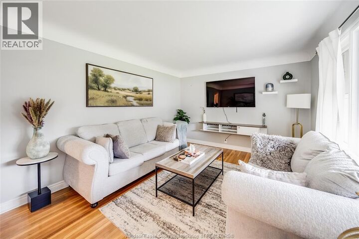 Property Photo:  1030 Isabelle Place  ON N8S 3B2 