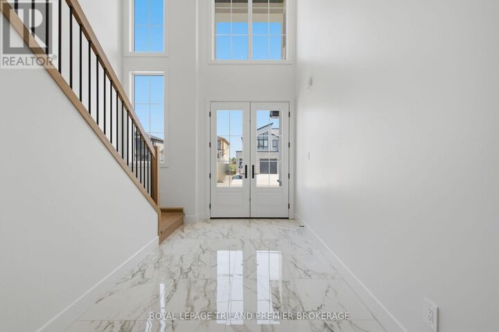 Property Photo: 270 Hesselman Crescent ON N6M 0J7