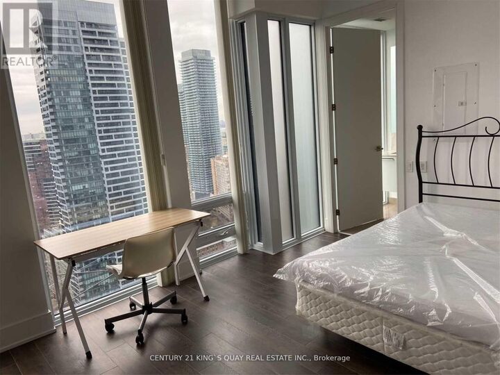 Property Photo: 28 Wellesley Street East 3701 ON M4Y 1G3