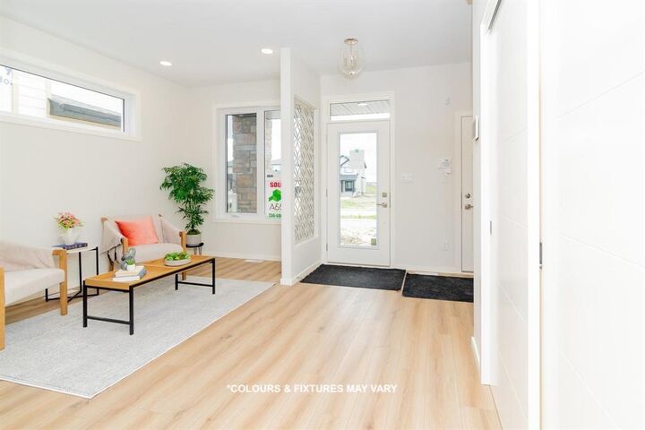 Property Photo: 220 Middlechurch Gate MB R4A 0E7