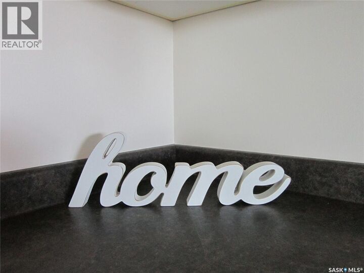 Property Photo: 305 Venne Street SK S0K 4P0