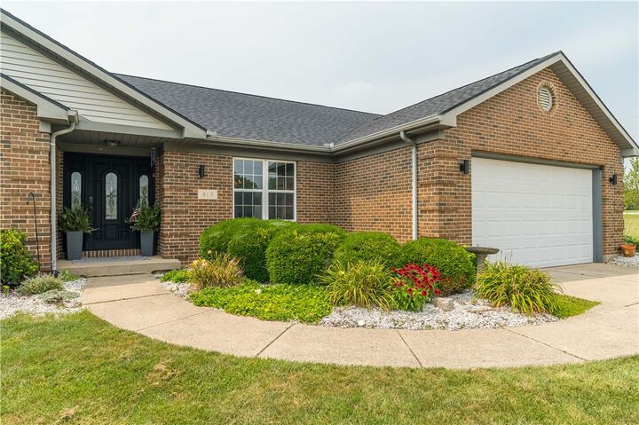 Property Photo: 815 W Eva Circle OH 45504