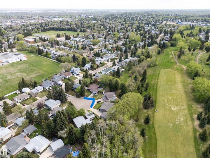 Property Photo:  205 Manor Court  AB T8A 0S8 