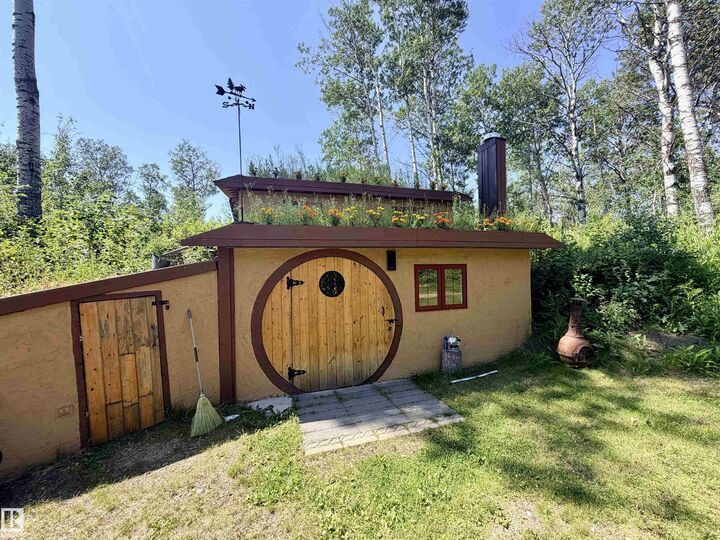 7006 Twp Rd 583 — photo 1