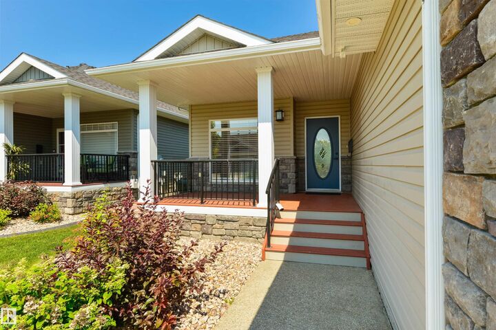 Property Photo:  38 Fairway Point(E)  AB T7X 4B6 