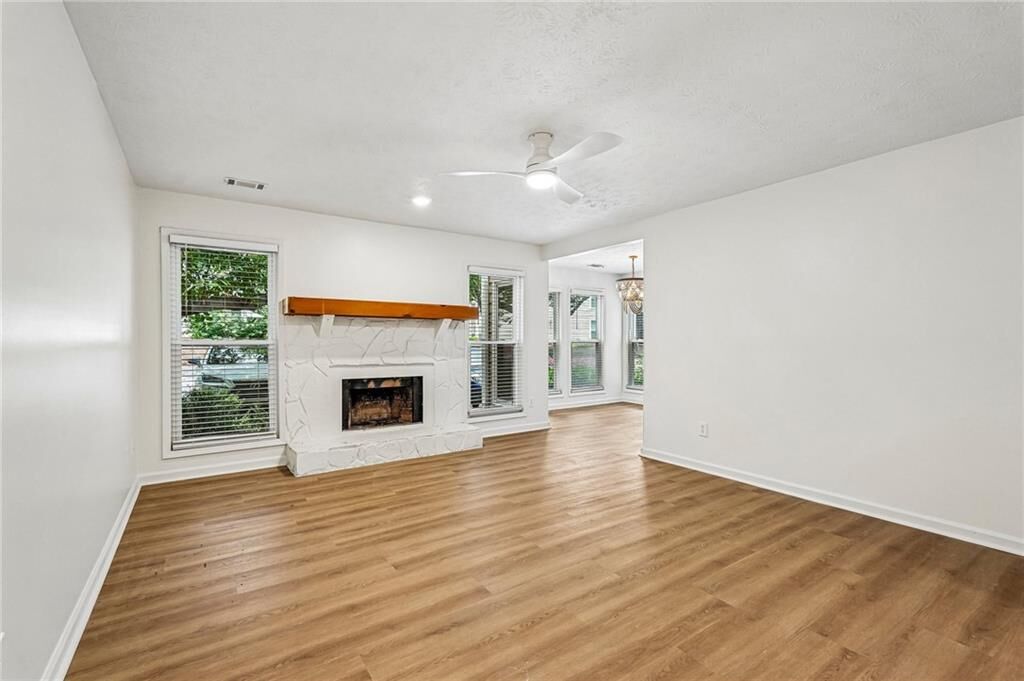 Property Photo:  1001 Lake Pointe Circle  GA 30075 