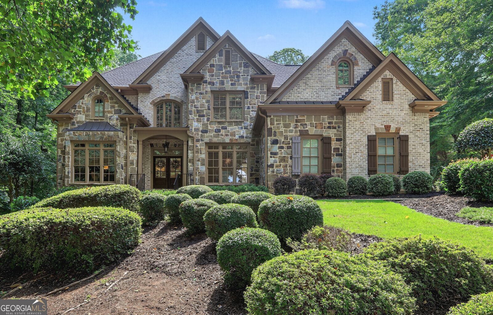 Property Photo: 2730 Manor Bridge Dr GA 30004