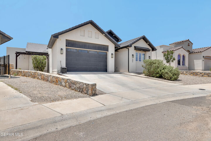 Property Photo: 205 Ulshaw Street TX 79928