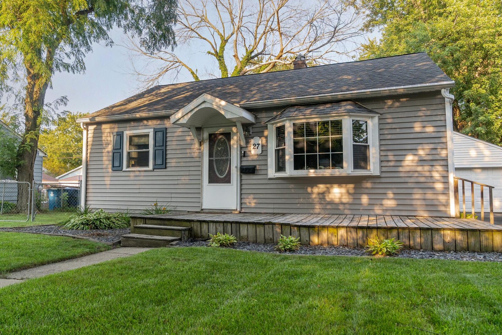 Property Photo:  27 Walnut Parkway  IN 46307 