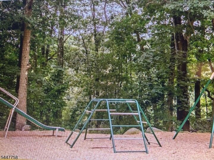 Property Photo: 117 Treetop Ct 61 NJ 07403
