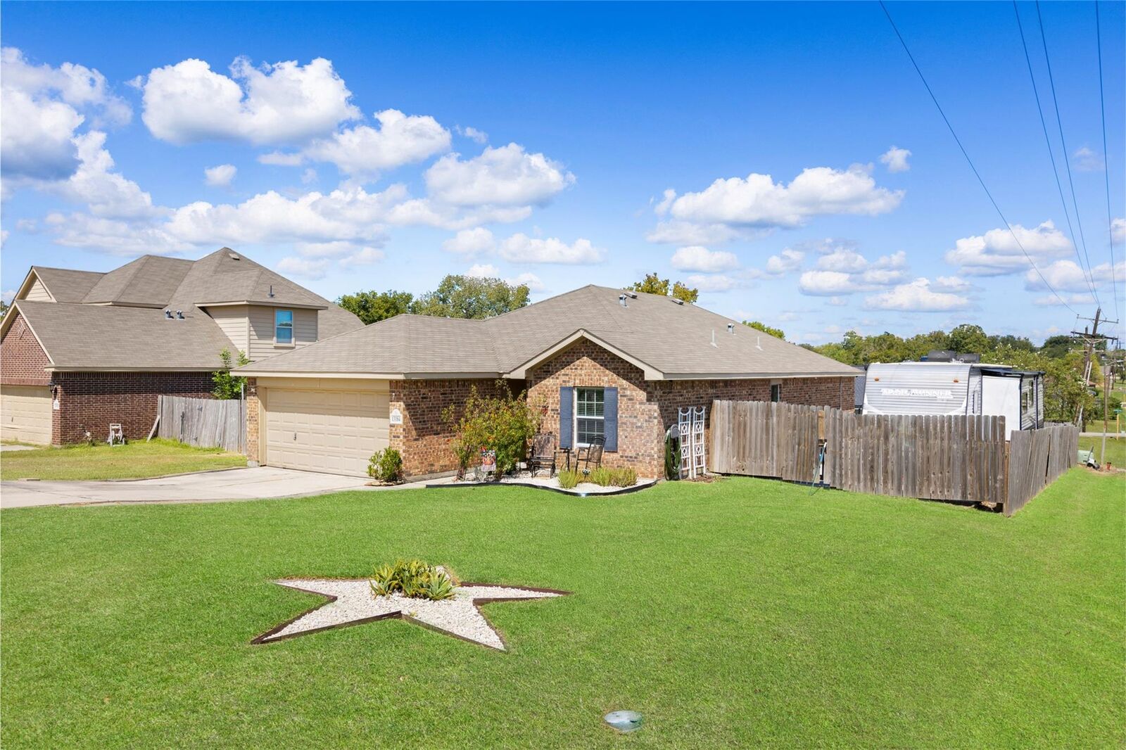 Property Photo:  13184 Lake Breeze Lane  TX 77318 