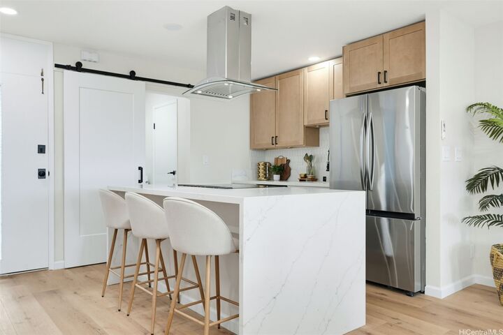 Property Photo:  95-325 Kahikinui Court 223  HI 96789 