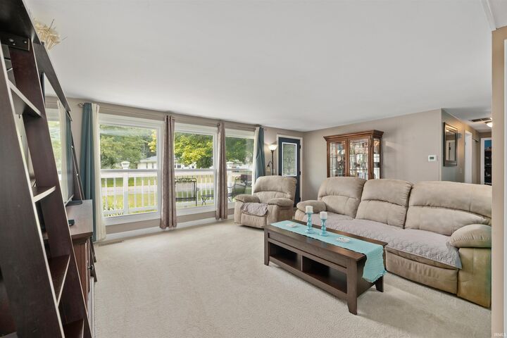 Property Photo: 1331 Scots Lane IN 46774