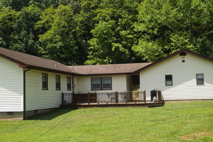 Property Photo:  6556 Barbourville Road  KY 40744 
