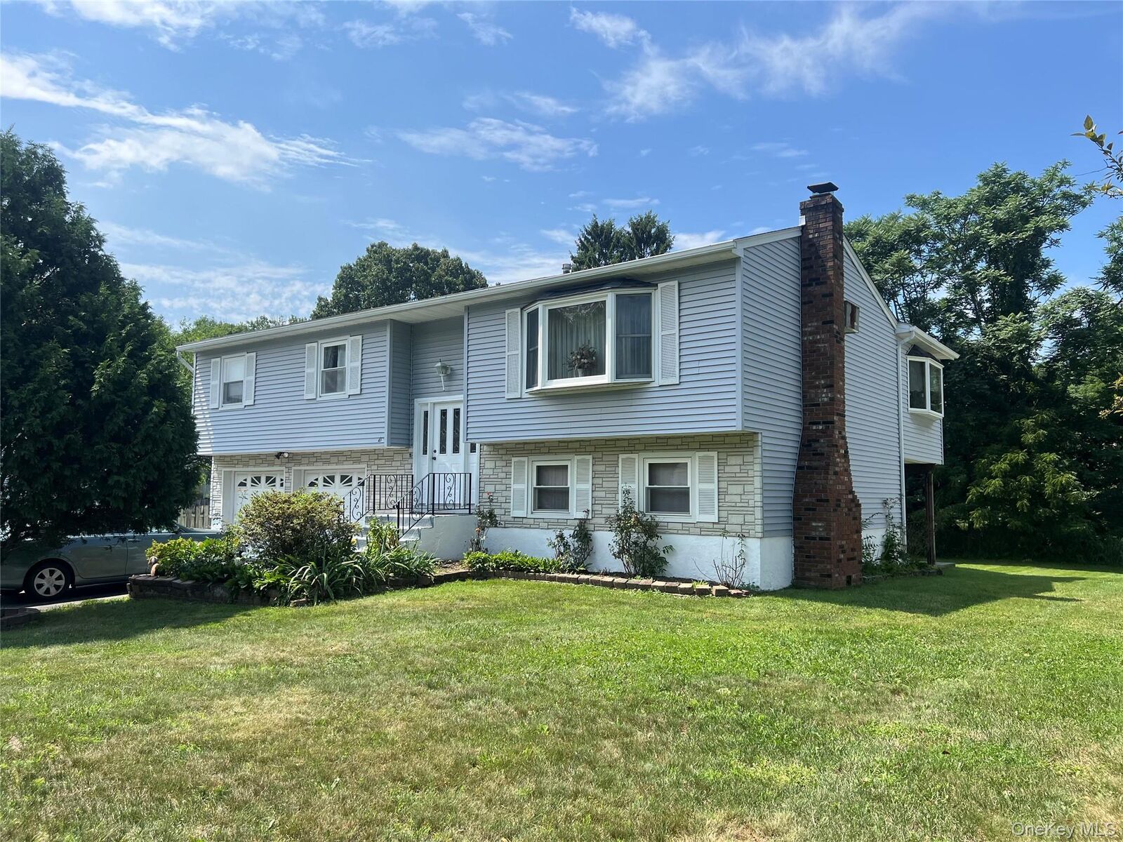 Property Photo: 41 Keats Drive NY 12553
