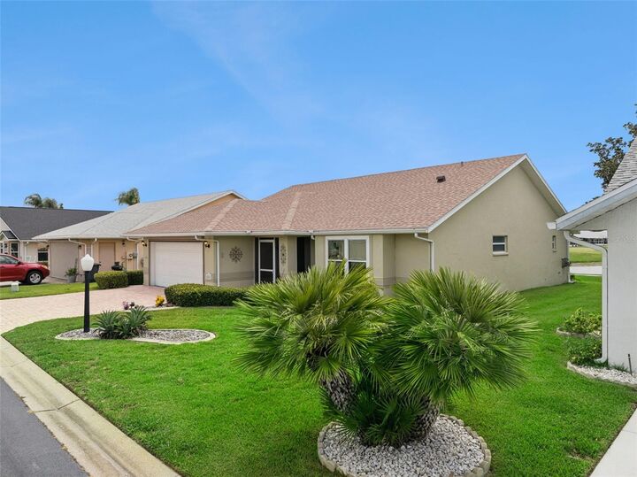 Property Photo: 501 Eastlake Drive FL 33844