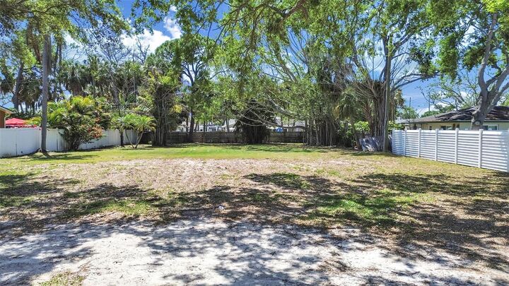 Property Photo: 5438 Bayou Grande Boulevard NE FL 33703