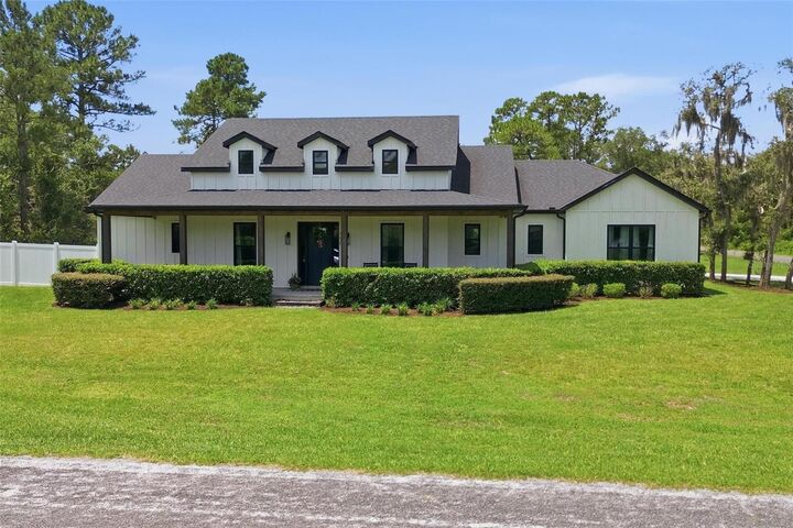 Property Photo: 190 Scenic Magnolia Drive FL 32724