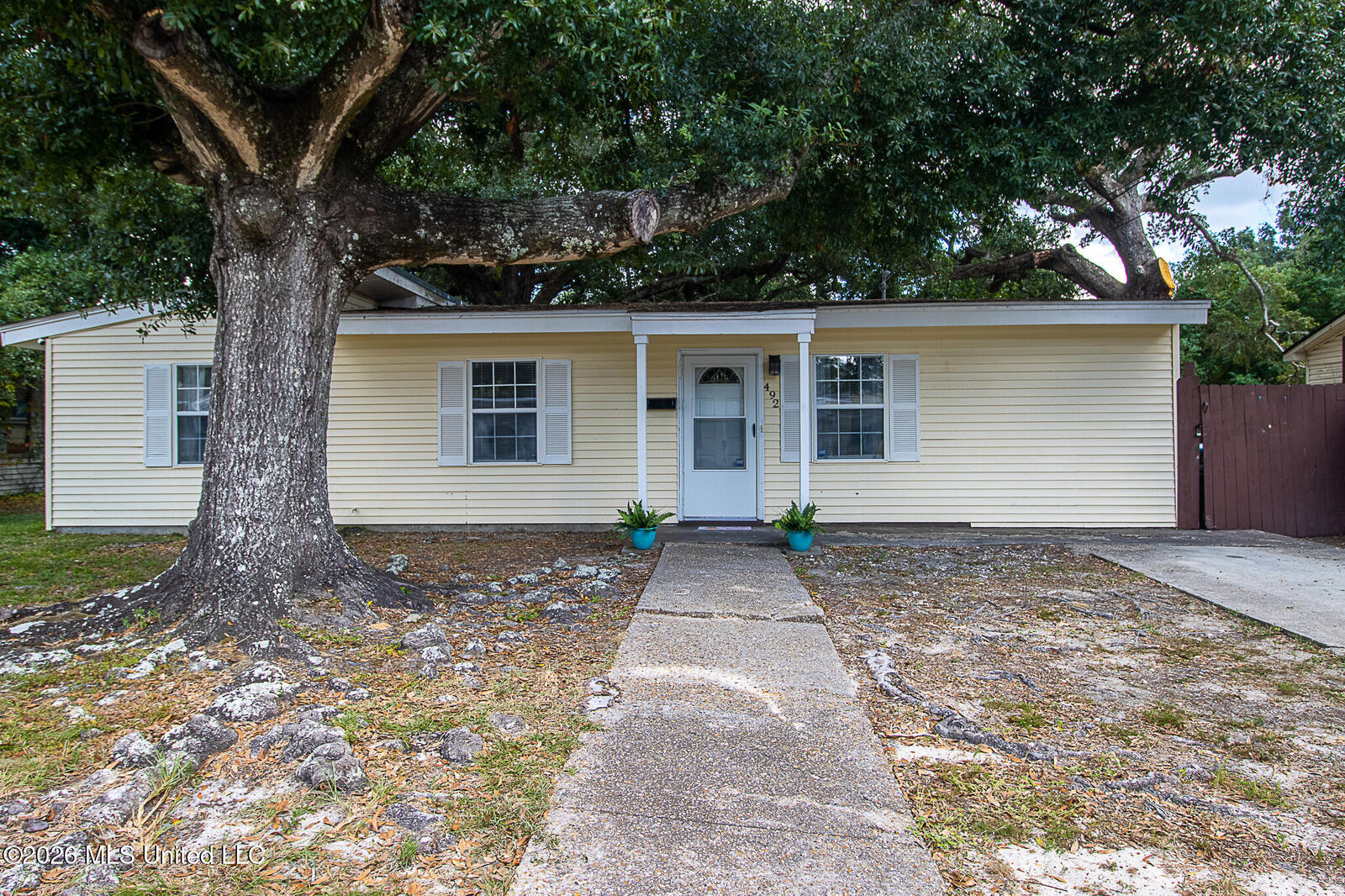 Property Photo: 492 Central Avenue MS 39507