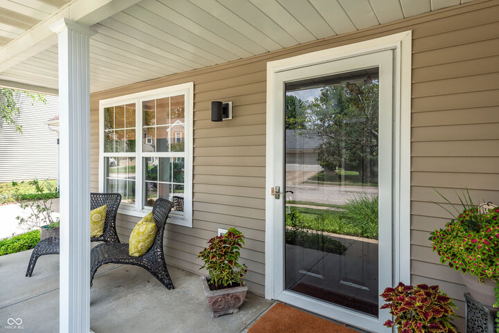 Property Photo: 2209 S Laurelwood Drive IN 47401