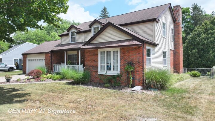 Property Photo: 212 Cedarwood Drive MI 48433