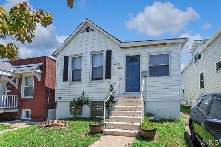 Property Photo: 4538 Ray Avenue MO 63116
