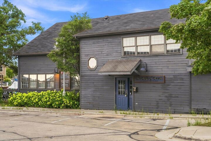 Property Photo:  739 Riverfront Dr  WI 53081 