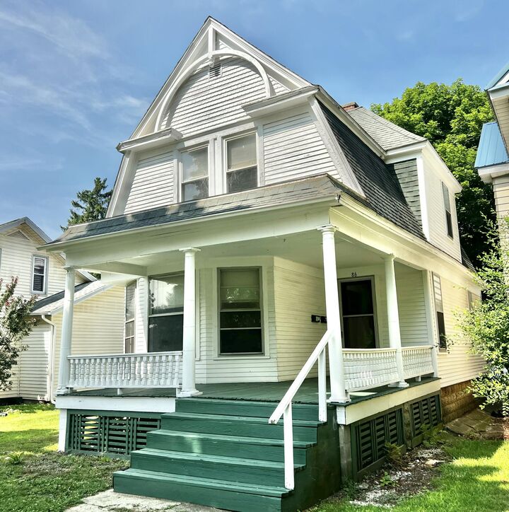 Property Photo: 86 S Howell Street MI 49242
