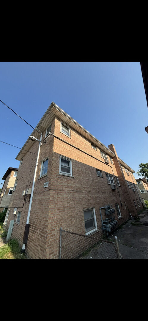 Property Photo:  2144 135th Place 2  IL 60406 