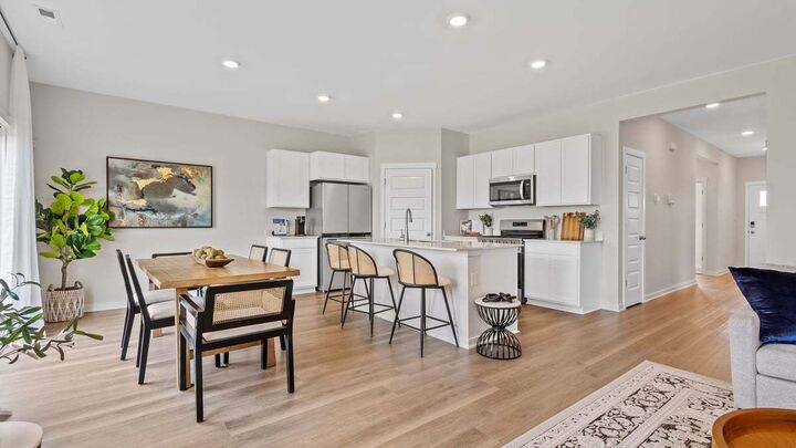 Property Photo:  1381 Rolling Pass  IL 60401 