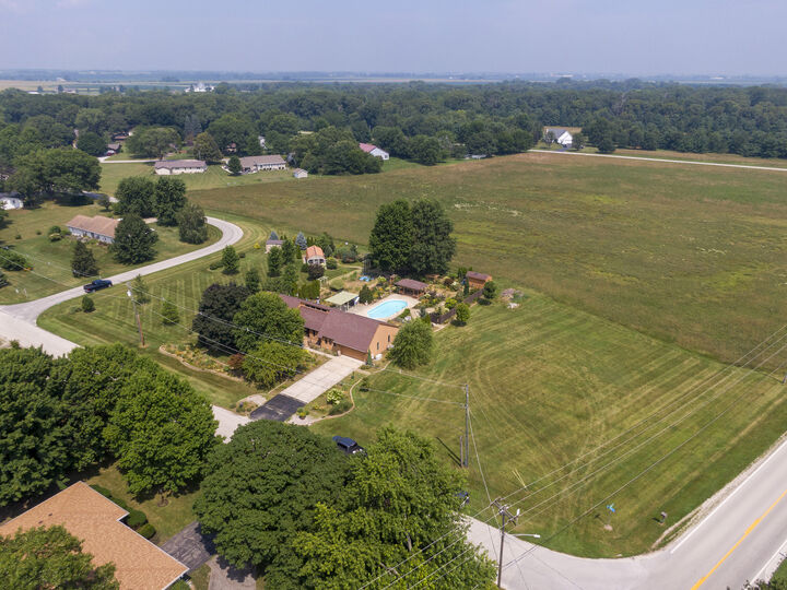 Property Photo: 6229 Darline Drive IL 60964