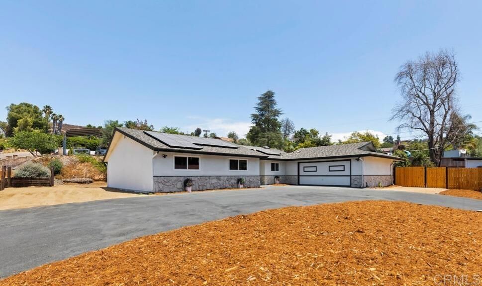Property Photo:  12172 Gay Rio Drive  CA 92040 