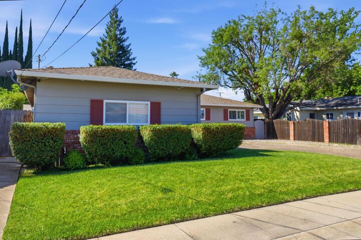 Property Photo: 678 Richland Road CA 95991