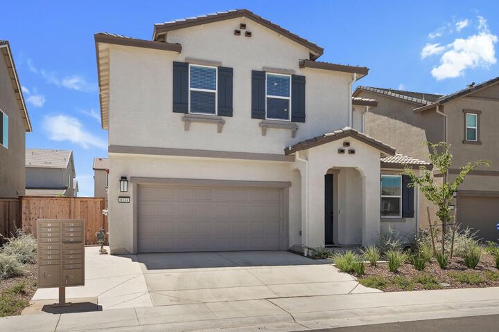 Property Photo: 8134 Tino Way CA 95757