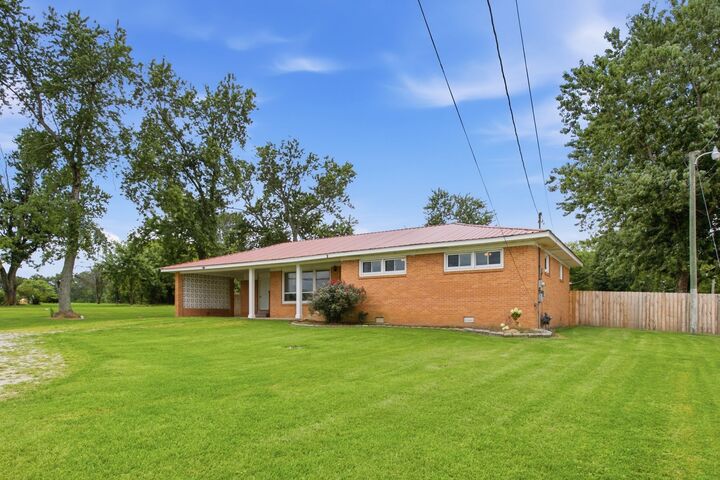 Property Photo: 2371 Highway 43 S TN 38468