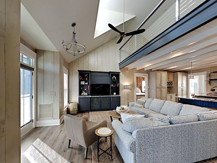 Property Photo: 156 Matts Way FL 32459
