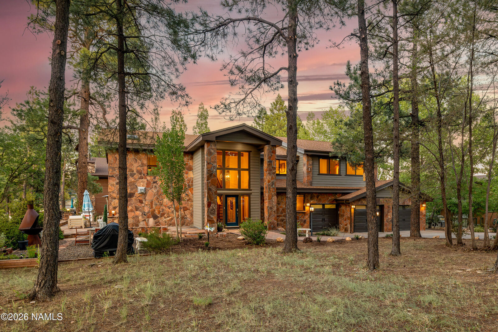 Property Photo: 2147 N Belleview Lane AZ 86004