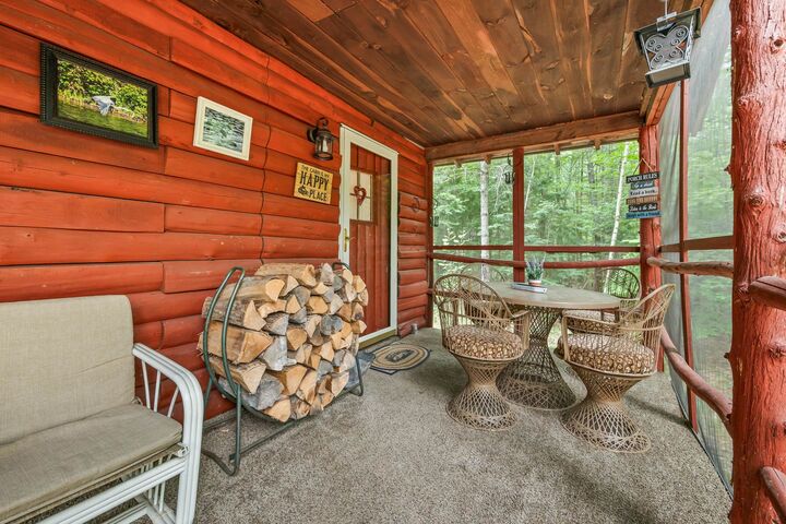 Property Photo:  453 Old Mill Road  NH 03813 