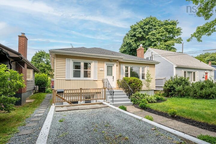 Property Photo: 3312 Ashburn Avenue NS B3L 4C2