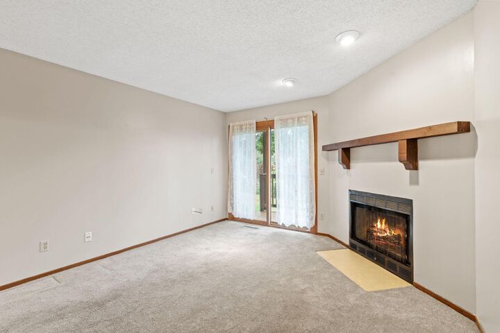 Property Photo: 4165 Hilltop Point 105 MN 55123