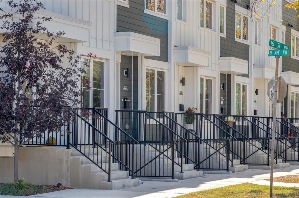 Property Photo: 1651 8 Avenue NW AB T2N 1C4