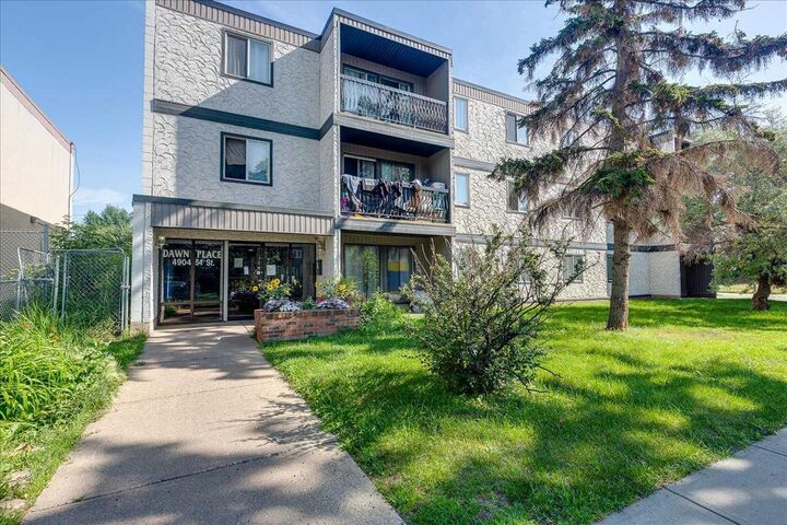 4904 54 Street 205 — photo 1