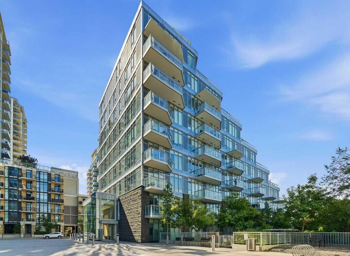Property Photo:  138 Waterfront Court SW 303  AB T2P 1L1 