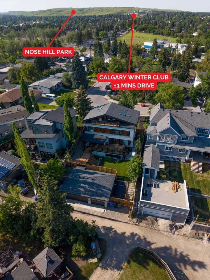 Property Photo: 159 Rosery Drive NW AB T2K 1L8