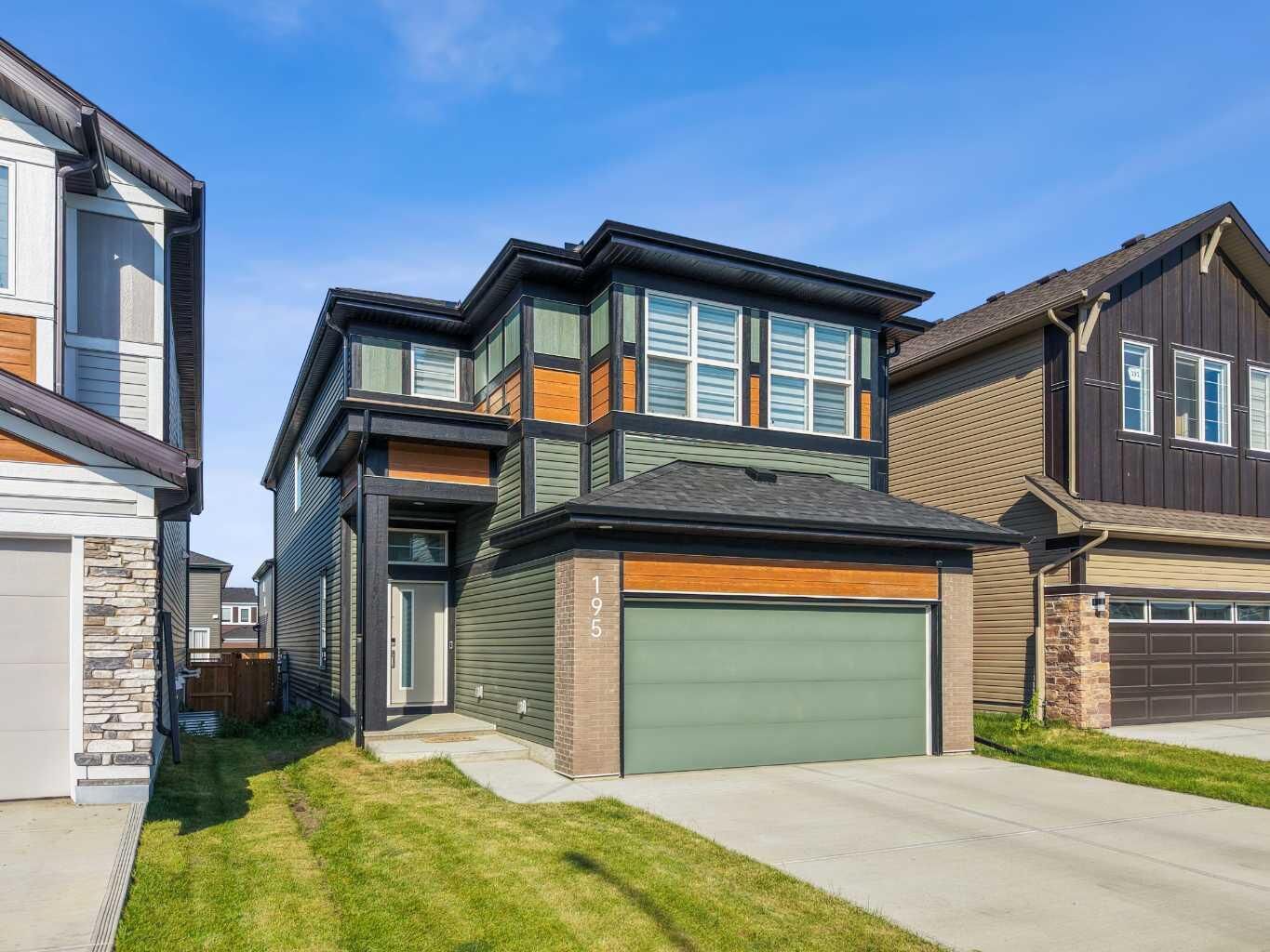 Property Photo:  195 Setonstone Landing SE  AB T3M 3R5 